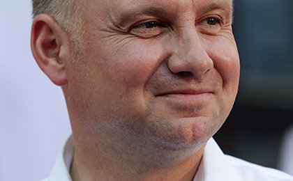 Poland stops weapon supplies for Ukraine, tensions over grain exports