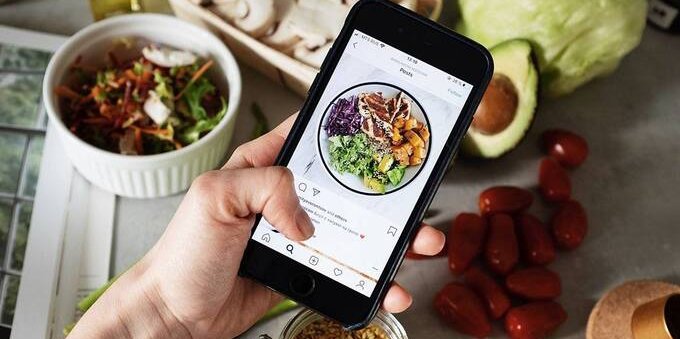 How to Download Animated GIFs and Where to Find Them for Free