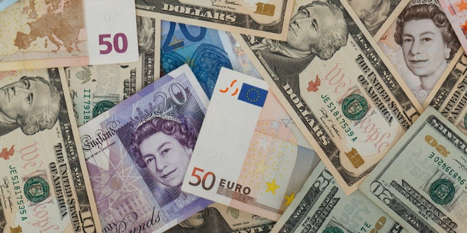 Currency swap, what it is, how it works and examples to understand