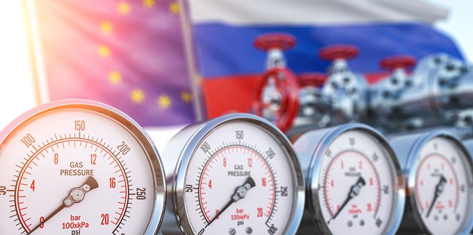 Russia's oil strategy backfired: high fuel prices and low international demand