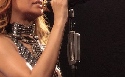 How much does Rihanna earn? The billionaire singer's net worth