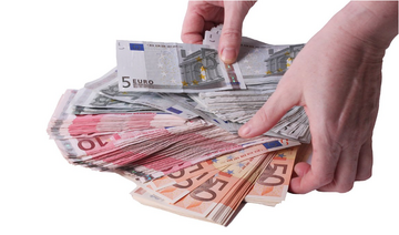 What is cash flow, how is it calculated and how is it managed?