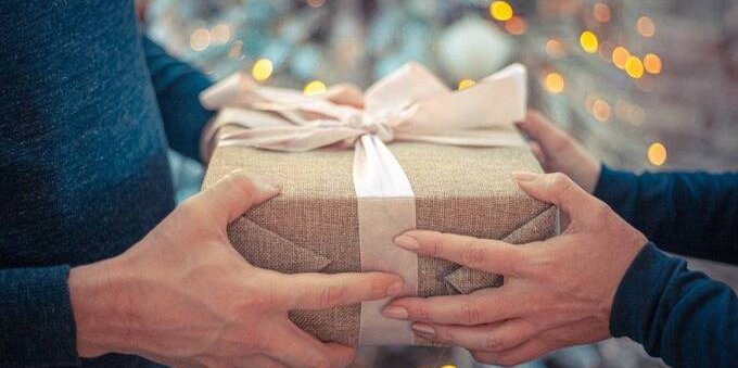 When to open Christmas presents according to tradition