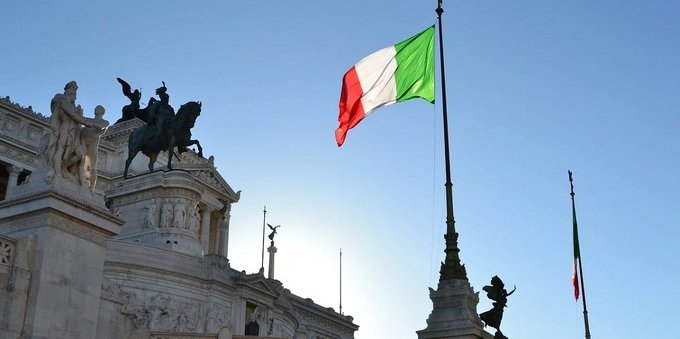 Italy's GDP falls more than expected, fearing recession in early 2024