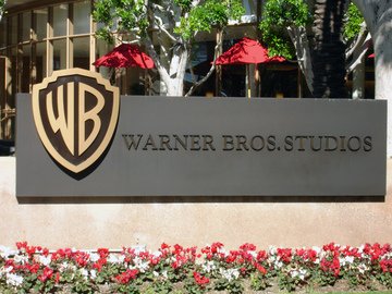 Warner Bros looks for buyers, preps for merger/sale in major industry shift