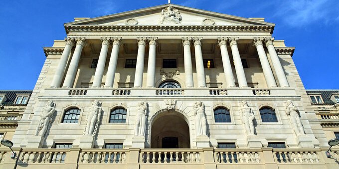 BoE keeps rates unchanged despite lowest inflation since 2021