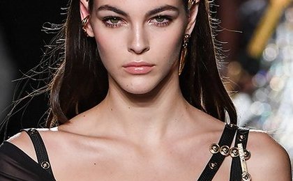 Who is Vittoria Ceretti, the Italian top model engaged to Leonardo DiCaprio, and how much does she earn?