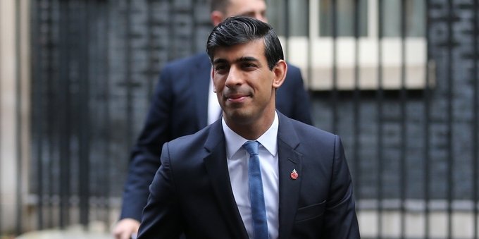 UK's Rishi Sunak increases oil extraction, backtracks on green commitments