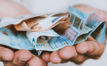 What is cashback, how does it work and how to claim it