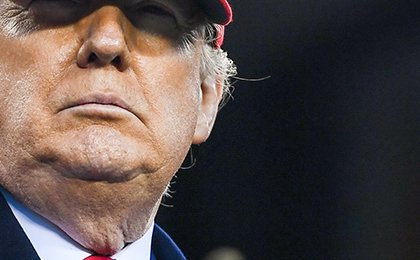 Facebook Lifts Ban on Donald Trump, but it doesn't change anything. Here's why