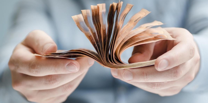 What is Passive Income? Practical Examples and How to Get It