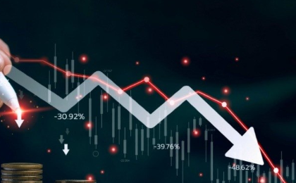What is the credit crunch and what are its causes and consequences?