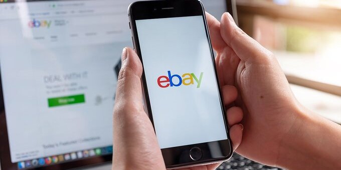 How do auctions work on eBay?