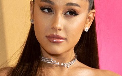 How much does Ariana Grande earn? The American pop star's net worth.