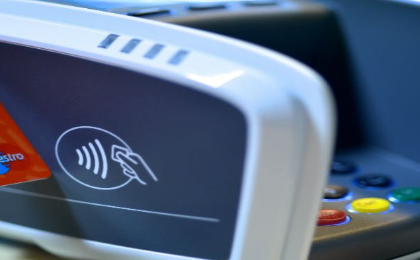 What is contactless, how it works and limitations
