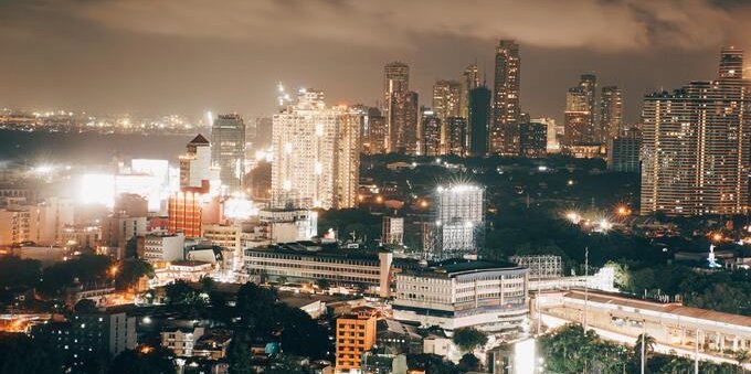 <span class="caps">LIC</span> Housing Finance interest rates: is it worth investing in India's real estate market?