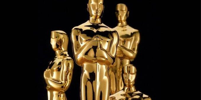 How much is an Oscar statuette worth and what does it represent?