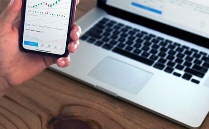 If you invest €100 per month in this ETF you could earn €45,000