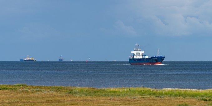 European diesel prices squeezed by supply disruption fears