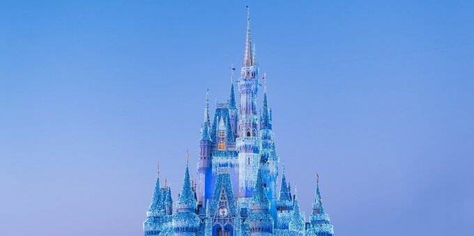 The Secret Residents of Disneyland: This Family Lived in the Park for 16 Years Without Anyone Noticing