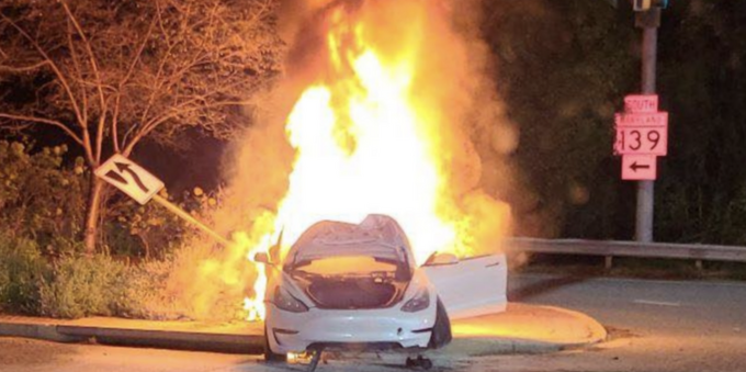 Will my Tesla catch fire? General, parking, charging and accident statistics