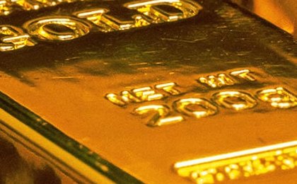 Gold slides to two-month low as bets on another Fed hike in October weigh on the metal