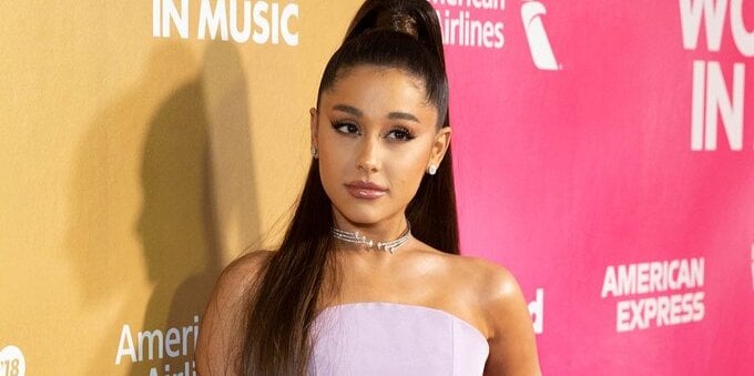 How much does Ariana Grande earn? The American pop star's net worth.