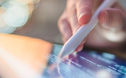 What are prompts and why are they important for using AI?