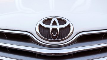 Toyota posts booming profits, says it will focus on EV research