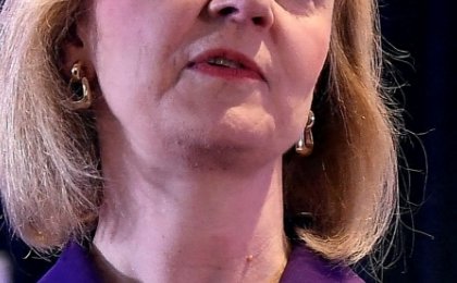 Liz Truss broke the worst possible record. Now UK awaits new Prime Minister