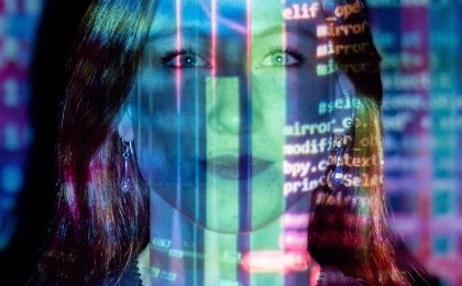 What does a Data Scientist do? And how much does he make?