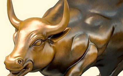 Wall Street's Boldest Bet: S&P 500 Poised for a 2025 Surge