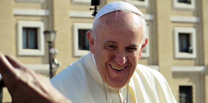 How Much Does the Pope Make? The Salary of Pope Francis (and Cardinals)