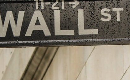 Wall Street hits record highs, but Apple, Costco, Moderna and Netflix draw negative ratings