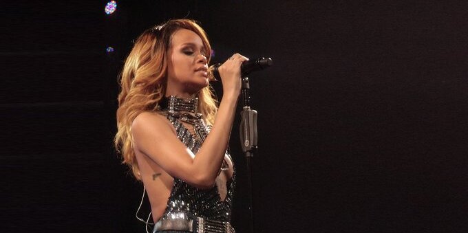 How much does Rihanna earn? The billionaire singer's net worth