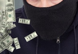 The new AI scam that mimics your boss's voice and empties your bank account