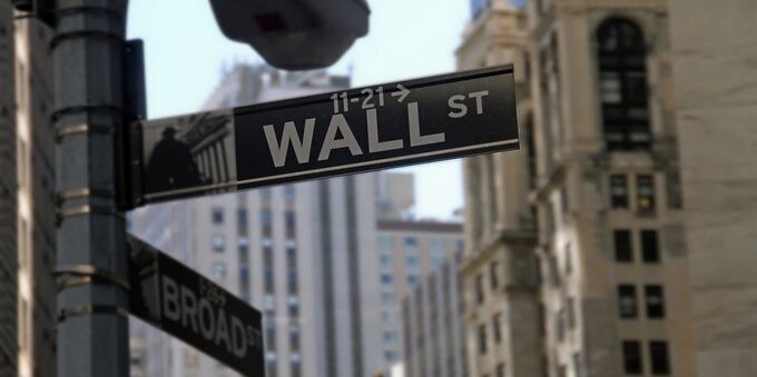 From Globalization to Fragmentation: Is Wall Street's Dominance at Risk?
