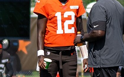 Shedeur Sanders Net Worth in 2026: $17.7 Million in NFL Licensing Money — and Still Fighting for a Starting Job