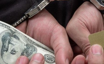 Ponzi Scheme: What is it and How to Avoid Scams