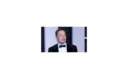 SpaceX stock jumps 8% after a blowout quarter as Musk calls a Tesla merger «a good idea»