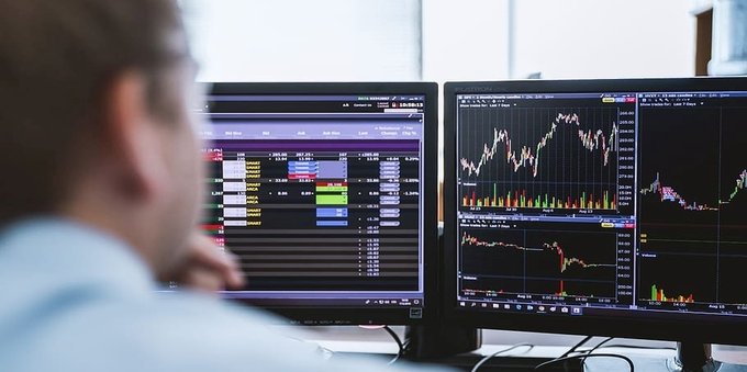 Trading: how to use Macroeconomic Data?