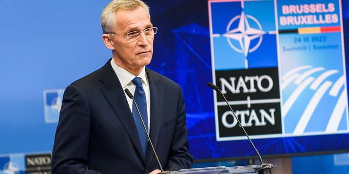 Ukraine to join <span class="caps">NATO</span> after peace with Russia. The West will keep supporting Kyiv
