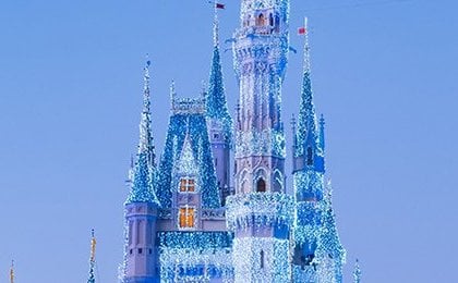 The Secret Residents of Disneyland: This Family Lived in the Park for 16 Years Without Anyone Noticing