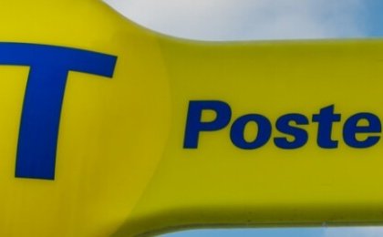 Poste Italiane, unlike Royal Mail, brings both the mail and the cash