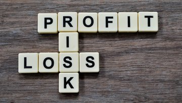 Contrarian: how to make money going against market trends