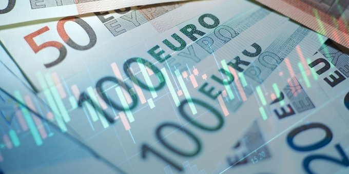 EUR to fall 7% against USD by 2024, the forecast