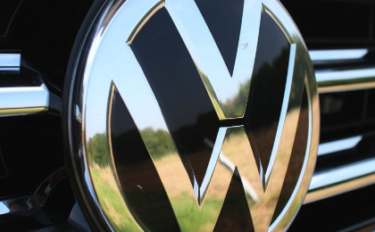 Why is the German auto industry in crisis?