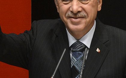 Turkey headed to second round of elections with Erdogan now favorite