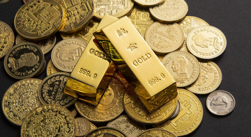 Gold Drops Below Support Levels After U.S. Inflation Data Disappoints