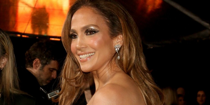 Jennifer Lopez Net Worth: Here's How Much She Earns